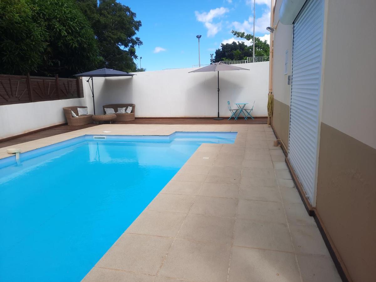 Studio Avec Piscine Privee, Idealement Situe Saint-Claude Exteriér fotografie